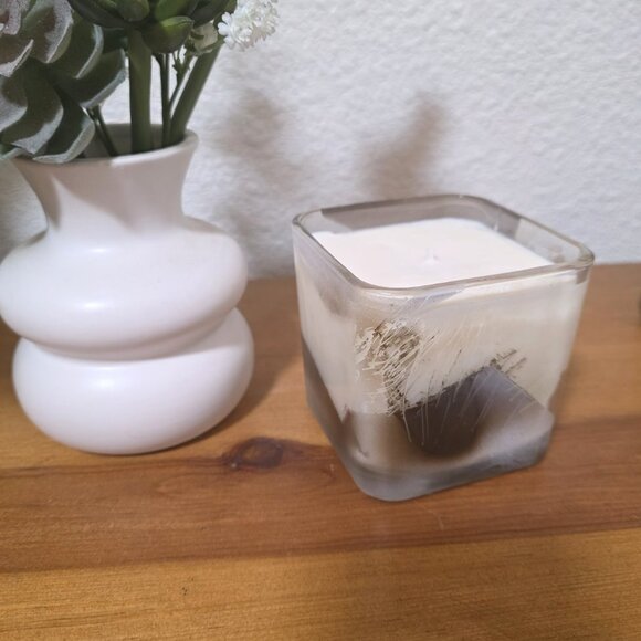 Black, Gold and Gray Square Candle with Painted Holder and Light Floral Scent - Picture 4 of 5